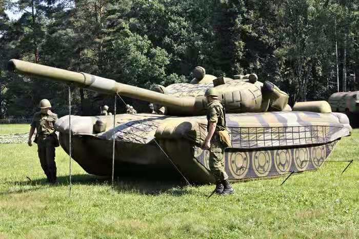 柳南大型军用充气坦克